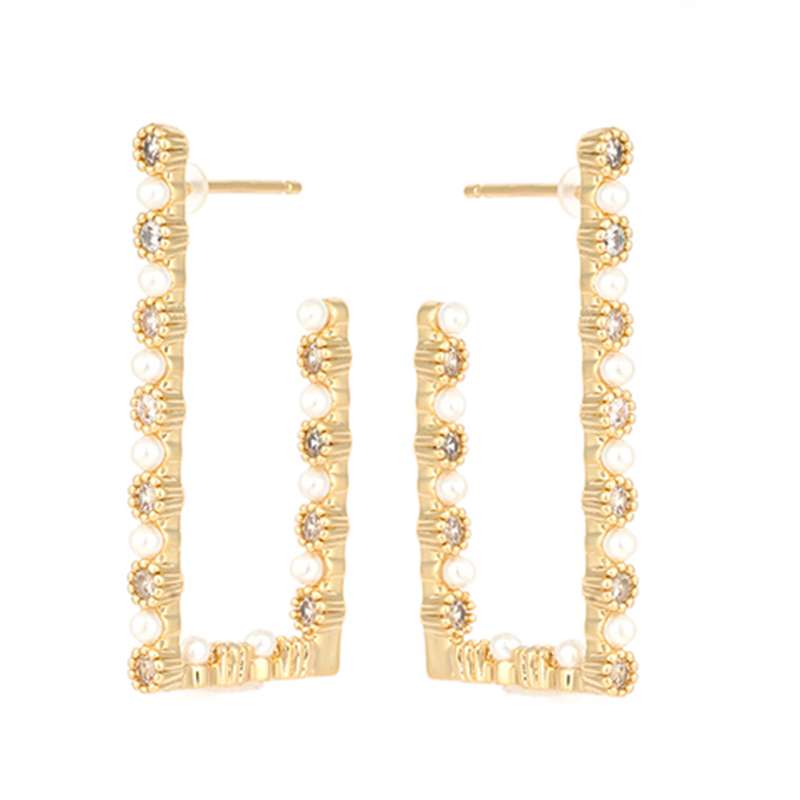 Rechteckige personalisierte Perlen-Cz-Ohrringe. Verhandelbarer Preis 1,98–2,48 $