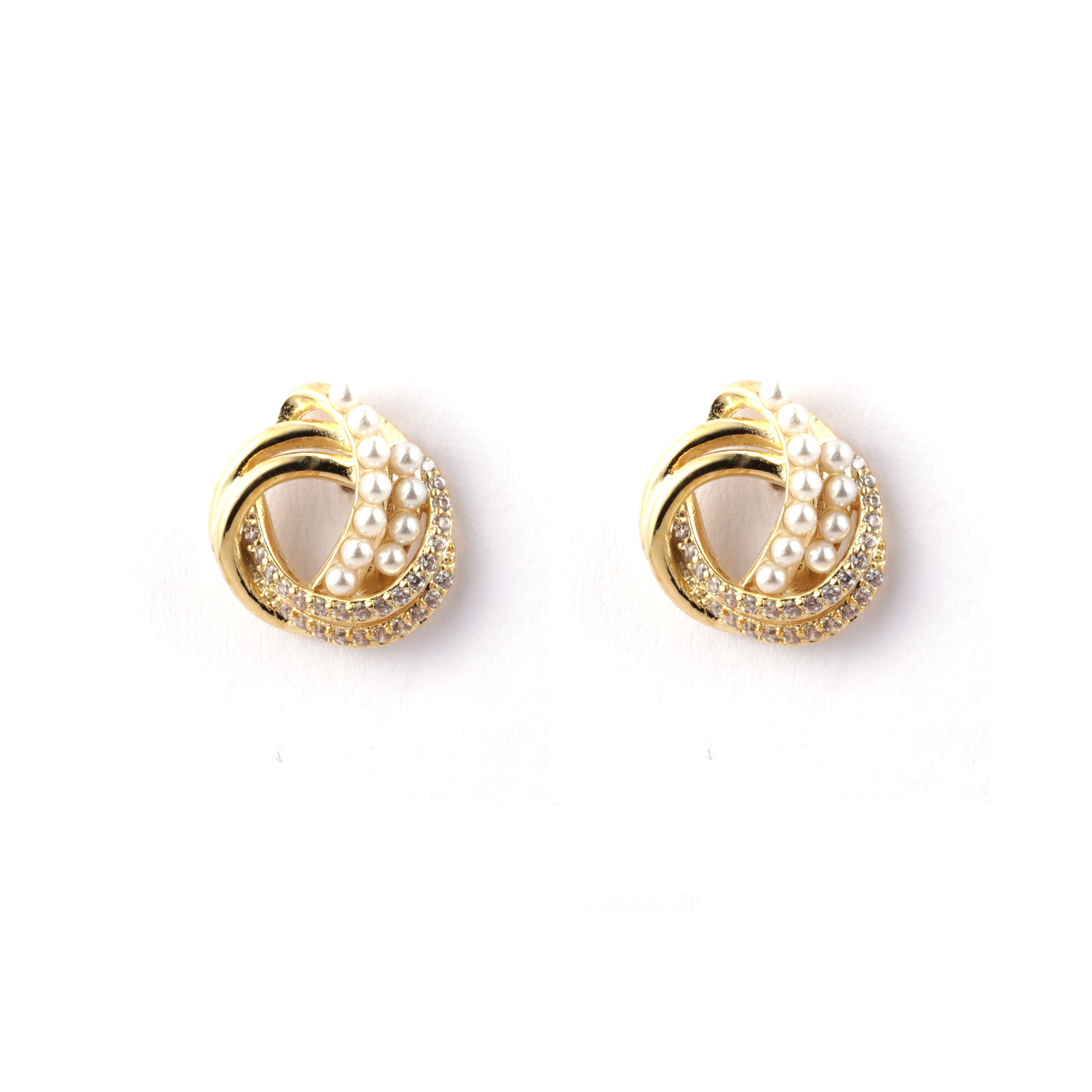 Ohrringe mit CZ-Perlen im Baisc-Stil
