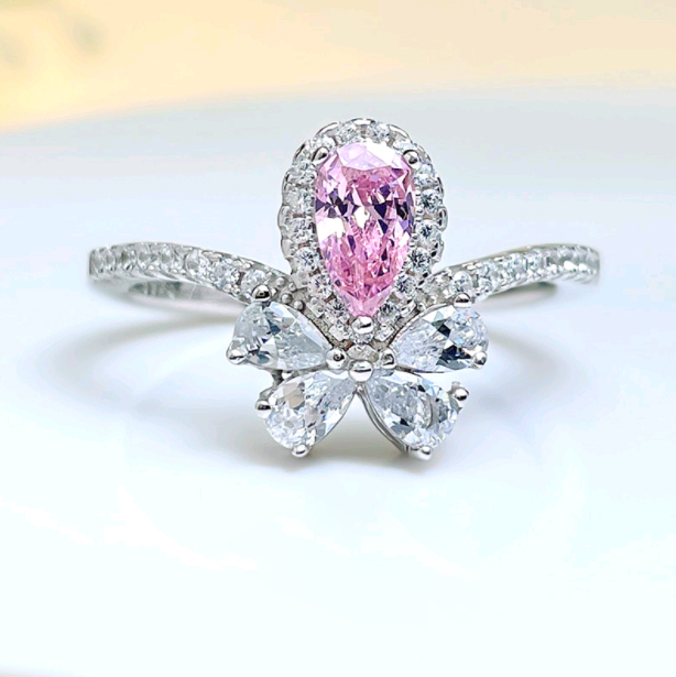 Ring mit Schleife aus rosafarbenem Edelstein RTB021