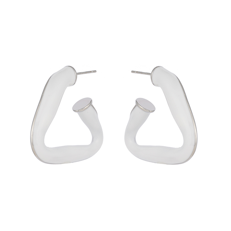 Vorrätige Emaille-Ohrringe: 2,3–2,8 $