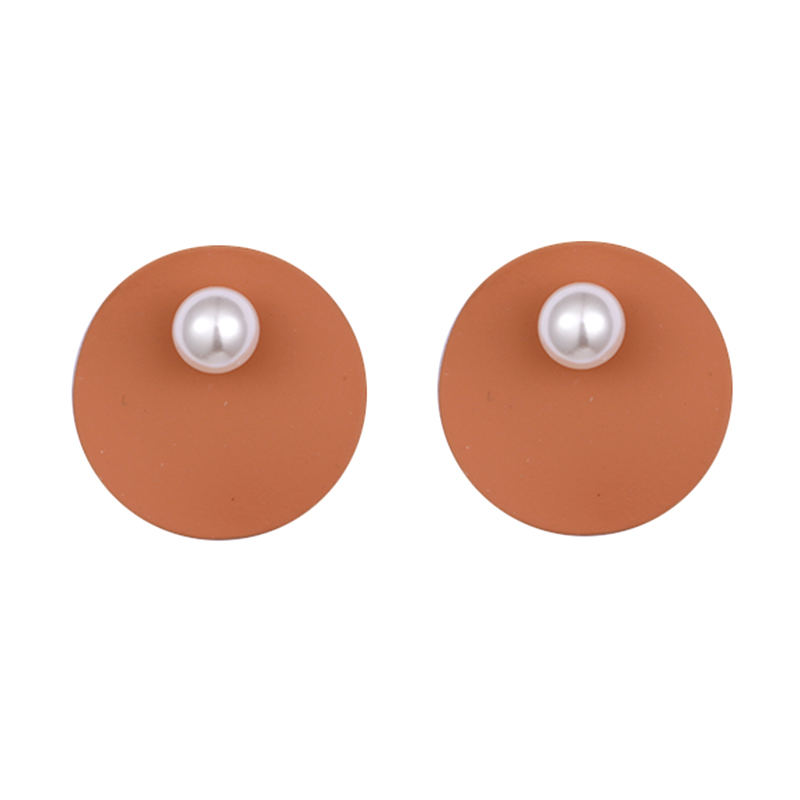 Mehrfarbige Ohrringe mit runden Perlen0,5–1,0 $